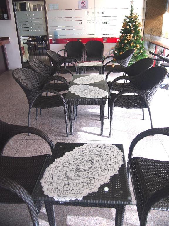 DG Grami Hotel Paranaque City Exterior foto