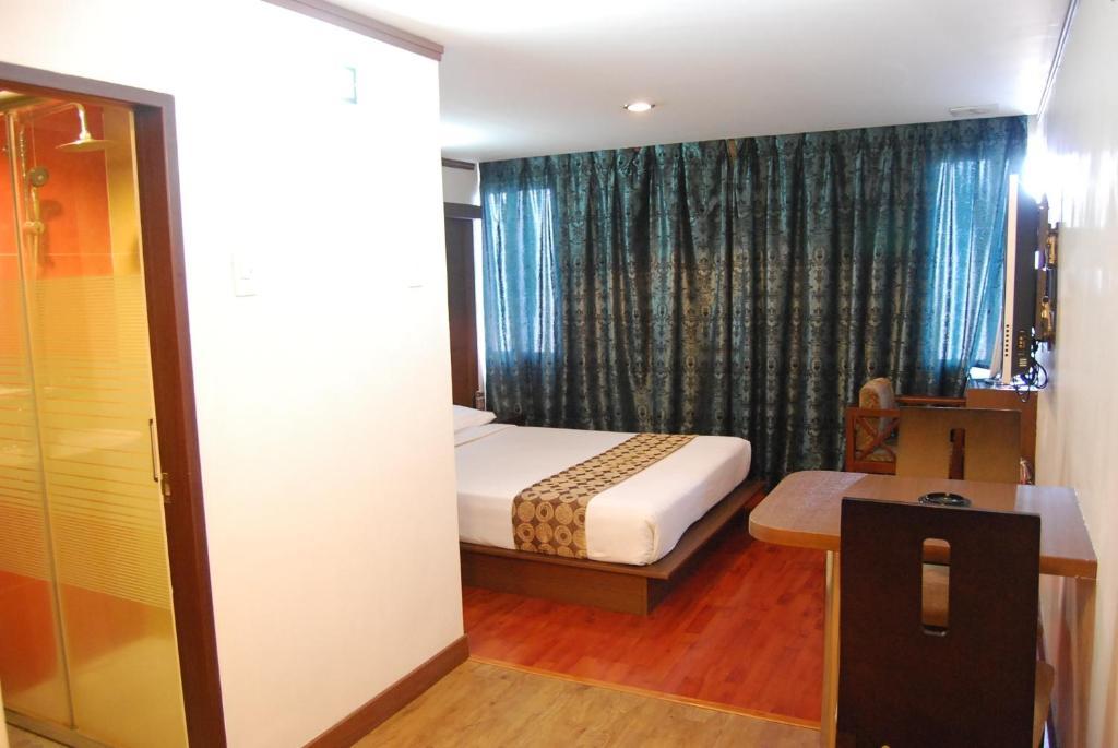 DG Grami Hotel Paranaque City Zimmer foto