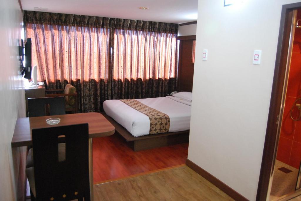 DG Grami Hotel Paranaque City Zimmer foto