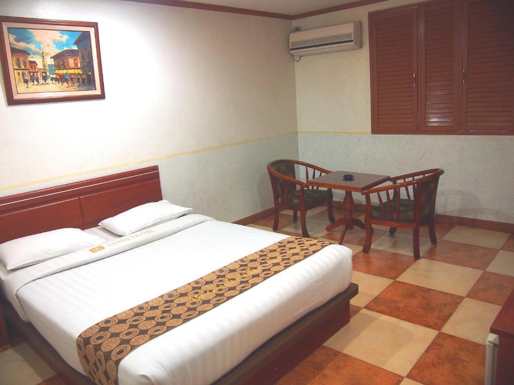 DG Grami Hotel Paranaque City Zimmer foto